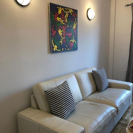 Cosy Apartment In Metaxourgeio Athens Luaran gambar
