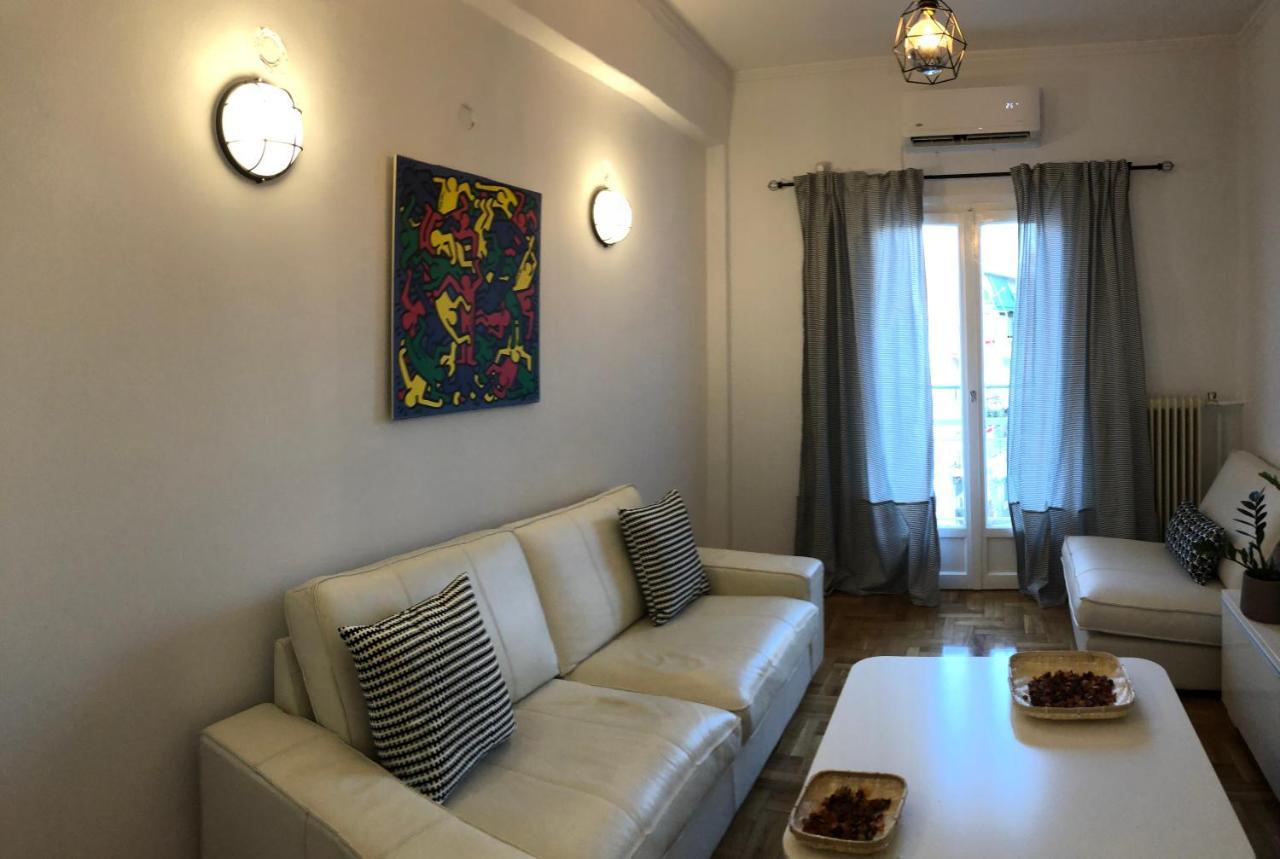 Cosy Apartment In Metaxourgeio Athens Luaran gambar