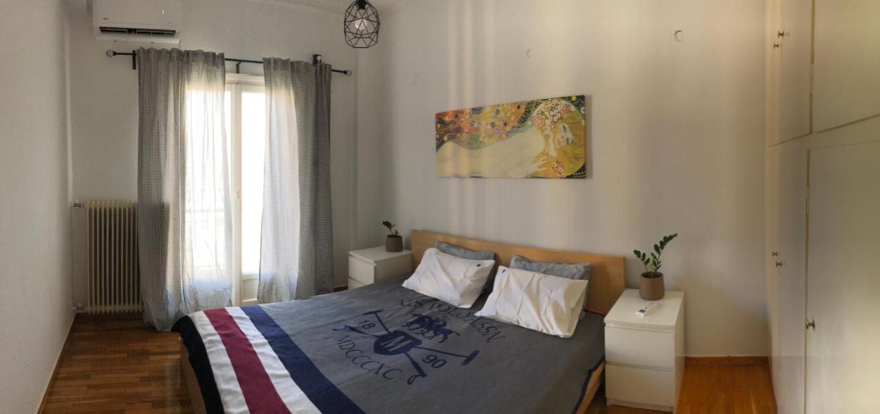 Cosy Apartment In Metaxourgeio Athens Luaran gambar