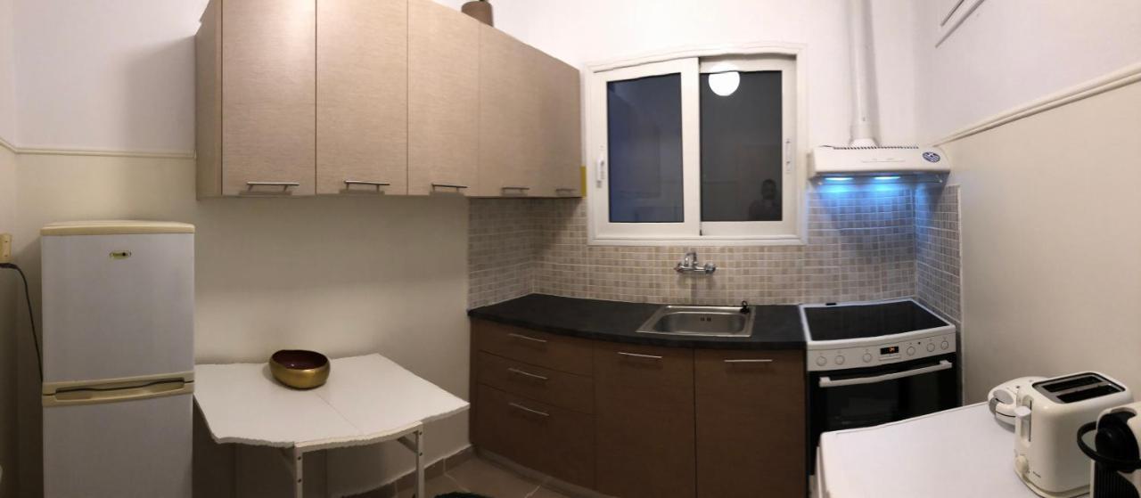 Cosy Apartment In Metaxourgeio Athens Luaran gambar