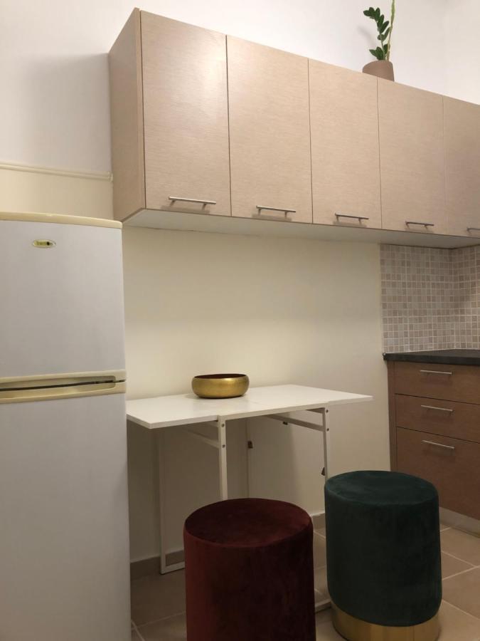 Cosy Apartment In Metaxourgeio Athens Luaran gambar